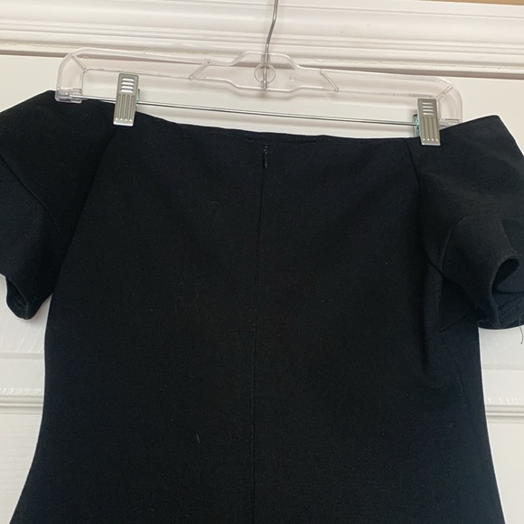 Gianni Bini off the shoulder dress - Picture 5 of 6